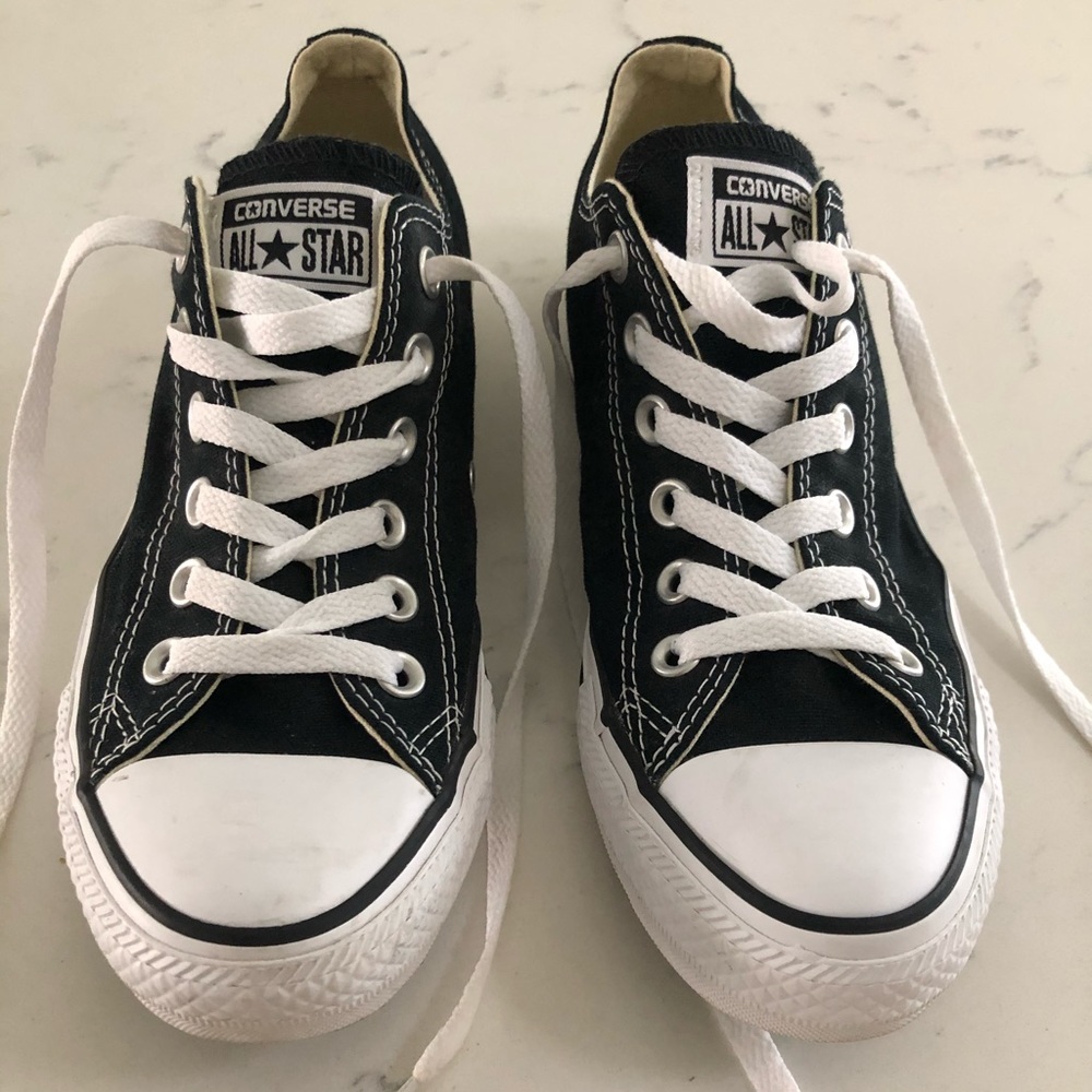 Converse - Black Chuck Taylor All Stars